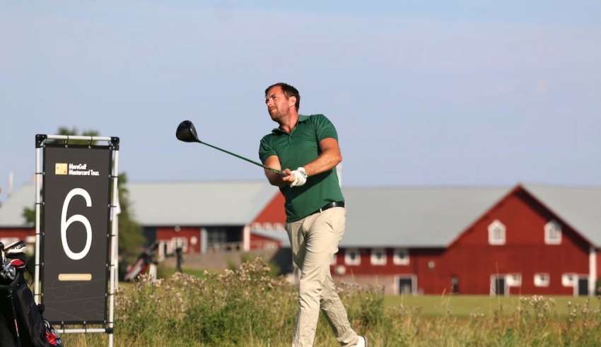 Oskar Henningsson, golfspelare